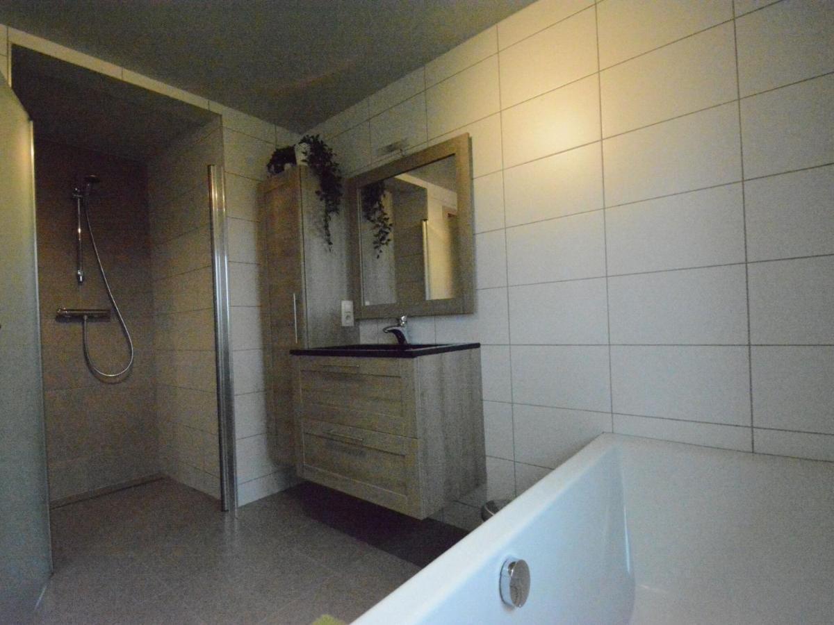 Quaint Cottage In Mont Near High Fens Nature Park Malmedy Luaran gambar